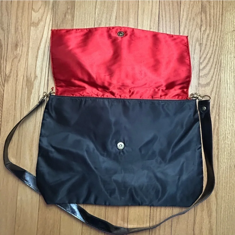 Vintage Apple Bottoms Black Shoulder Zipper Pouch/Bag